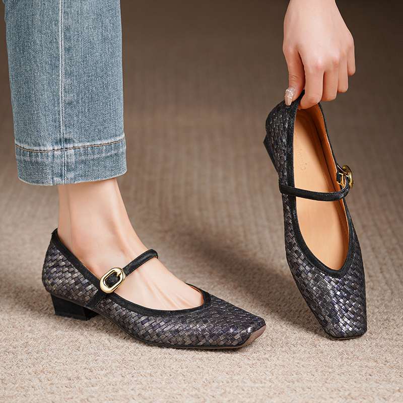 Krazing Pot Cow Skin Summer Spring Autumn Low Heels Women Square Toe Mary Janes Metal Buckle Shallow Pumps