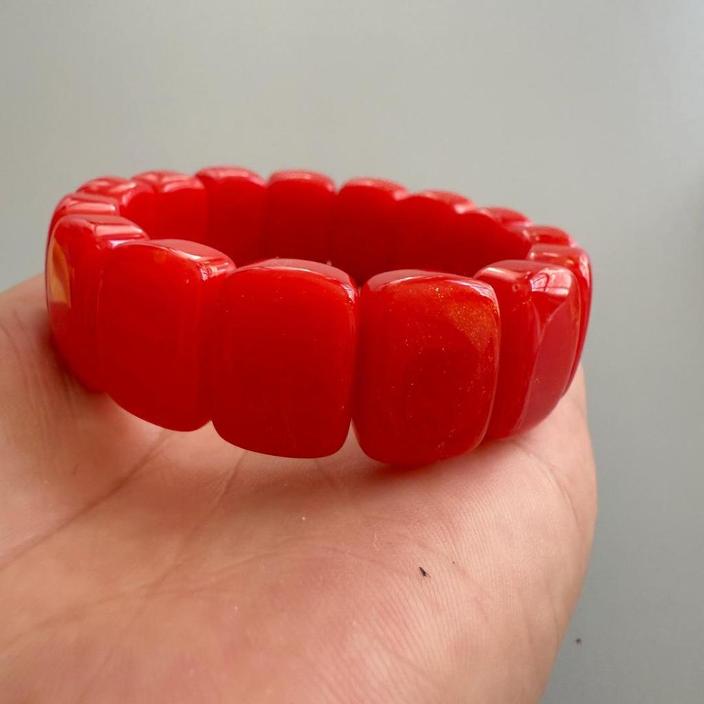 Second Gen Amber & White Flower Beeswax Fluorescent Bracelet Gift