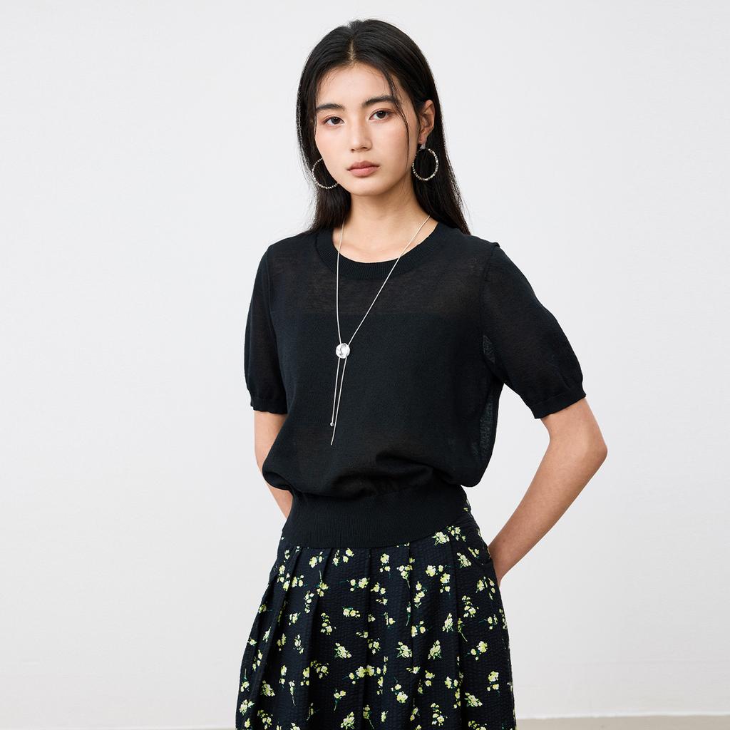 Same solid color round neck short sleeved knitted T-shirt for women in the shopping mall, thin waist collection casual top for summer 2026