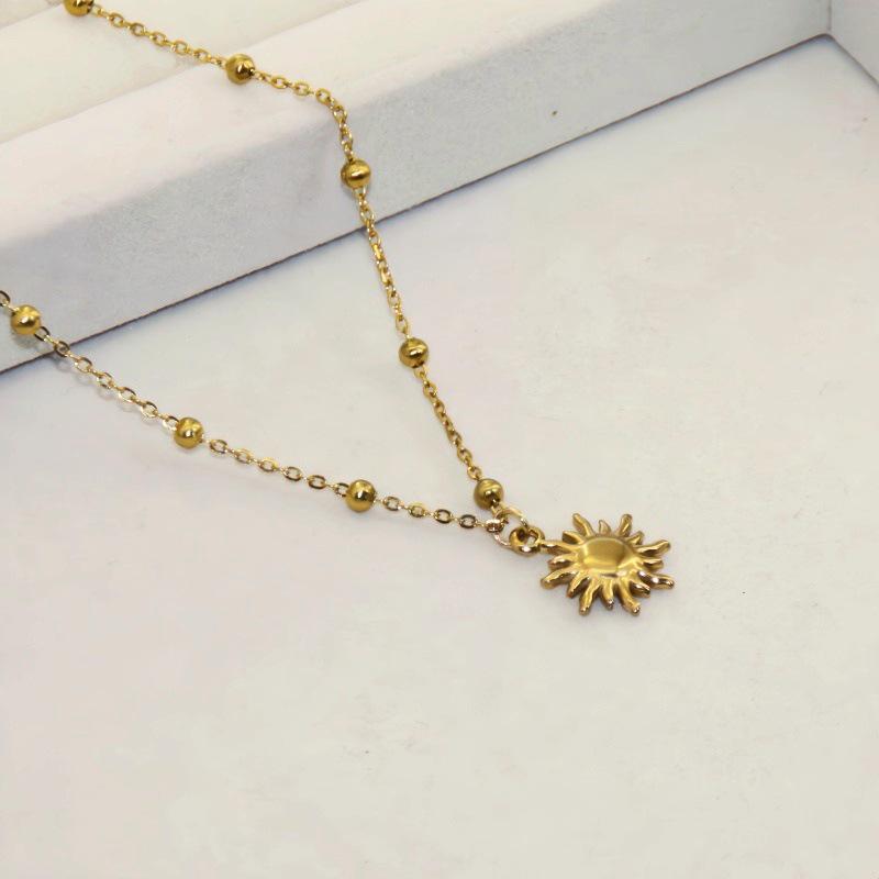 Bohemian Natural Turquoise Green Beaded Necklace - Women's Simple Fashion Stone Jewelry