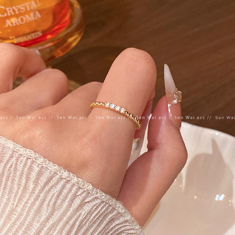 Micro-inlaid Zircon Diamond Ring for Women's Light Luxury Design Sense, Stacked Index Finger Ring, Super Flash Jewelry