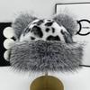 Chapéu mongol de pelúcia com estampa de leopardo para crianças 2025 novo outono e inverno chapéu de pelúcia grosso e quente atmosfera da moda chapéu de proteção para as orelhas