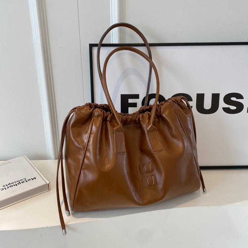 Solid Vintage Color Large Capacity Underarm Tote Bag For Daily Travel And