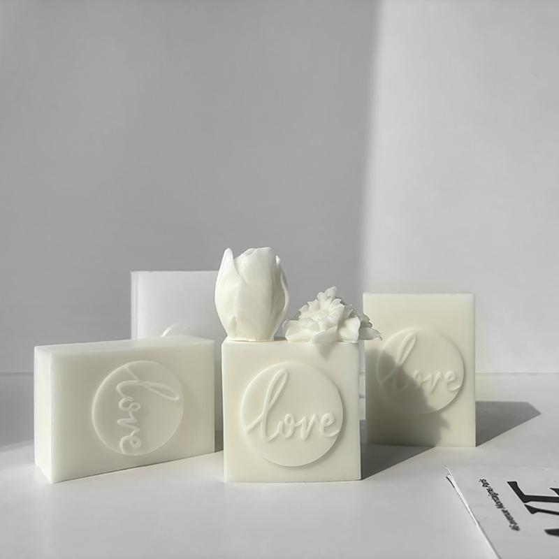 Creative Handcrafted Scented Candle Mold Silicone Mold for Making Beautiful Aromatherapy Candle Ornaments