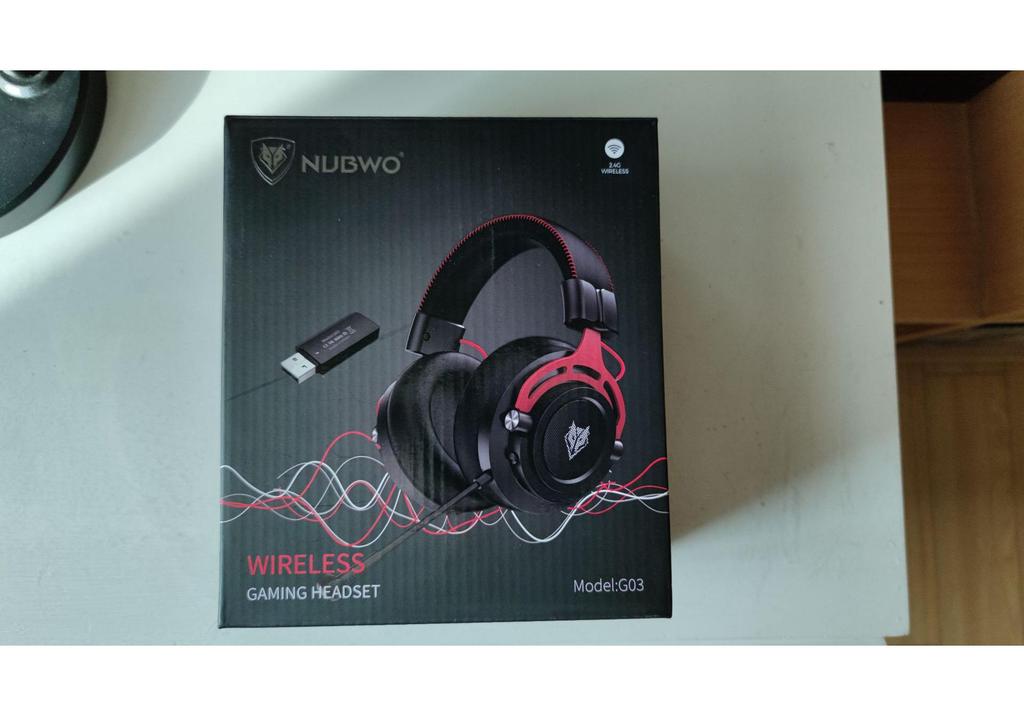NUBWO G03 Wireless Noise-Cancelling Gaming Over-Ear Headset with 2.4G Bluetooth Stereo.
