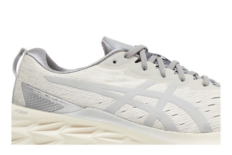Asics Novablast 2 SPS 'Smoke Grey'