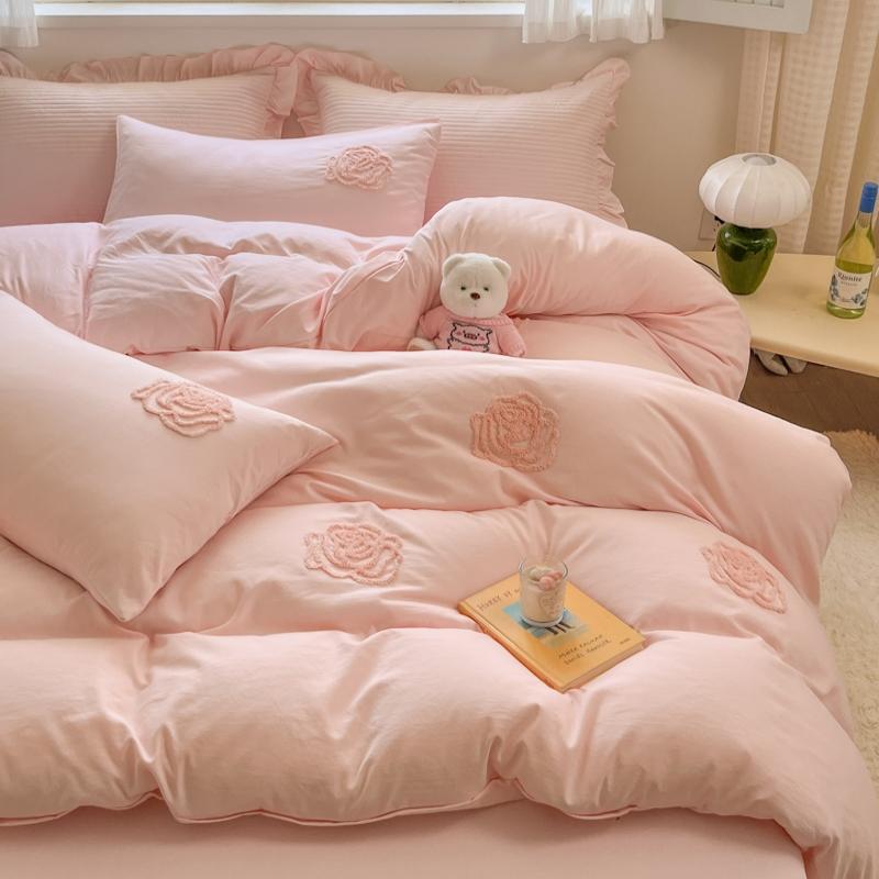 3pcs Embroidered tulips Duvet Cover Set (1*Duvet Cover + 2*Pillowcase, Without Core) Black Bedding Set, Soft Comfortable