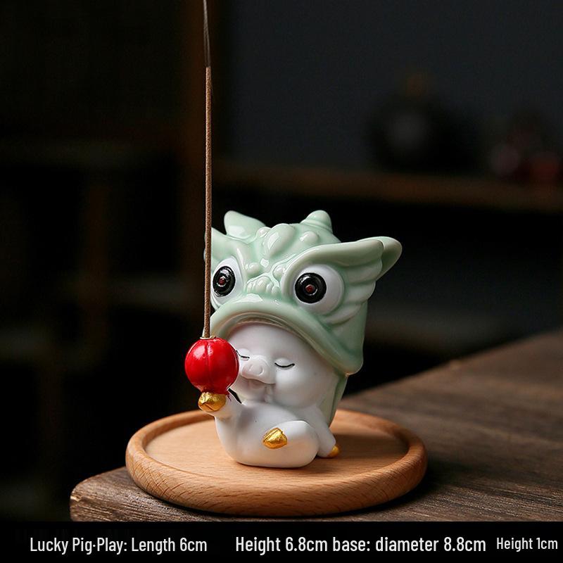Ceramic Cat Incense Holder: Cute Lion Dance Pet Ornament for Home Décor.