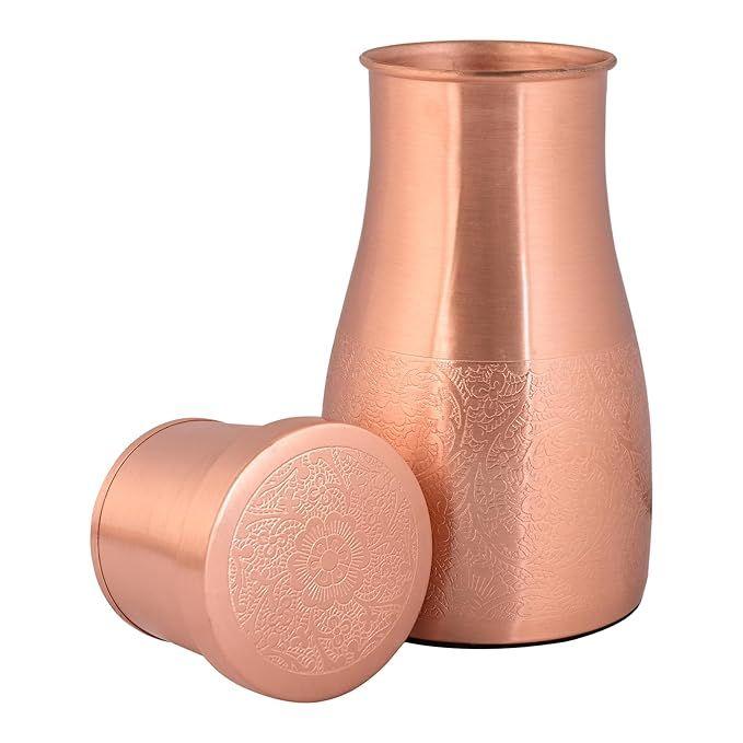 

Медная спальная банка со встроенным стеклом | Резной дизайн | Ручная работа, герметичная, бесшовная | Аюрведические преимущества, антиоксидантные свойства | 1200 мл