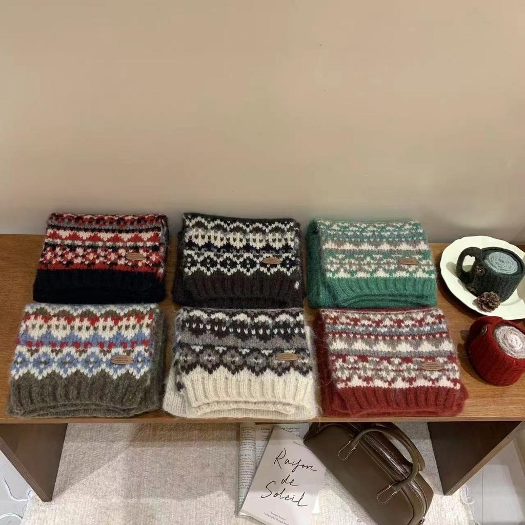 Autumn and winter wool knitted Christmas scarf red retro scarf to keep warm, autumn and winter scarf female atmosphere