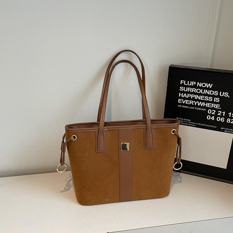 Commuter Retro Large-capacity Bag Women's 2025 New Casual Simple Shoulder Bag Autumn and Winter Portable Tote Bag