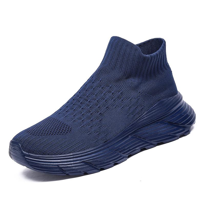 Couple shoes New fly-woven socks shoes Breathable and lightweight one-pedal mesh shoes Casual sports shoes
