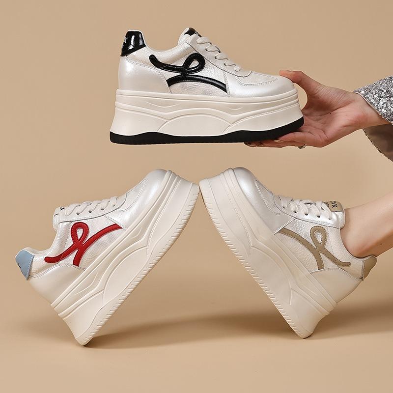 Thick-soled Women's Leather Cloth Splicing Red Strip Shoes, New Versatile Sports and Leisure White Shoes