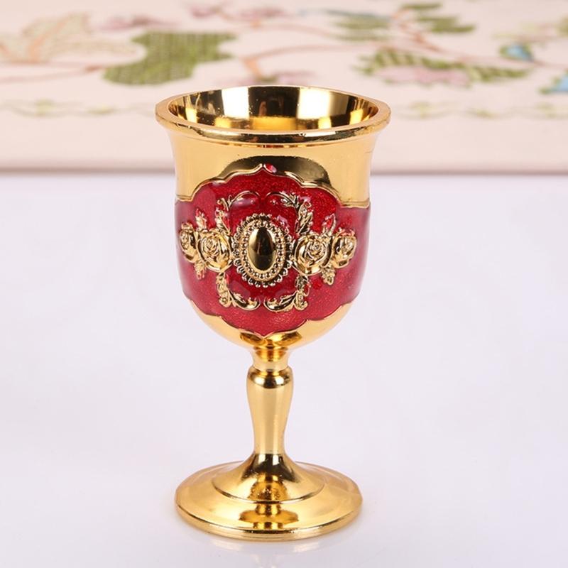 European Style Wine Glasses Retro Dinnerware Goblet Spirit Vodka Champagne Glasses Beverage Tumbler for Party Home Bar