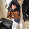 Retro Small Bag Women's New Versatile Shoulder Messenger Bag Women's Fashion Portable Small Square Bag
