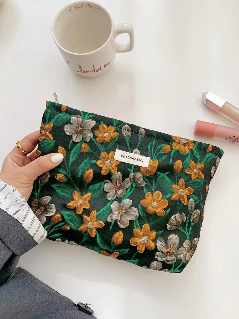 INS Style Vintage Flowers Cosmetic Bag Portable Hand Cosmetic Bag Travel Out Toiletries Storage Bag Makeup Tools Storage Pouch