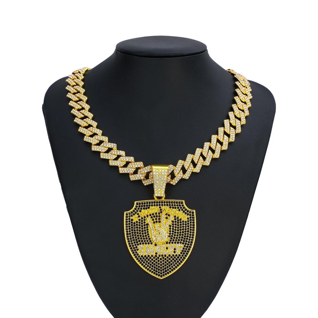 European American Hip Hop Team Full Rhinestone Gesture Shield Pendant, High-end Hiphop Trendsetter Rap Crew Necklace
