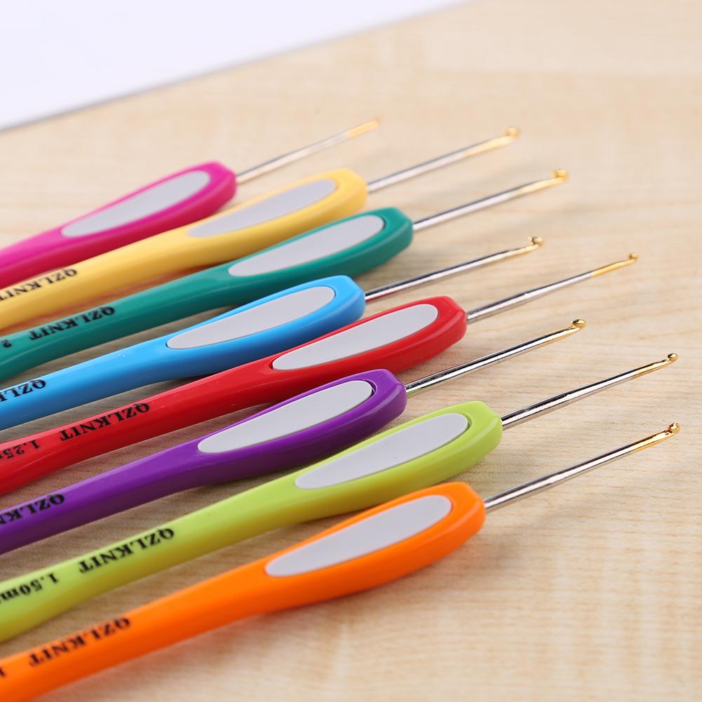 8Pcs/Set Soft Plastic Handle Aluminum Crochet Hooks Knitting Needle Set 1mm-2.75mm Yarn Sweater Weaving Sewing Craft Tools