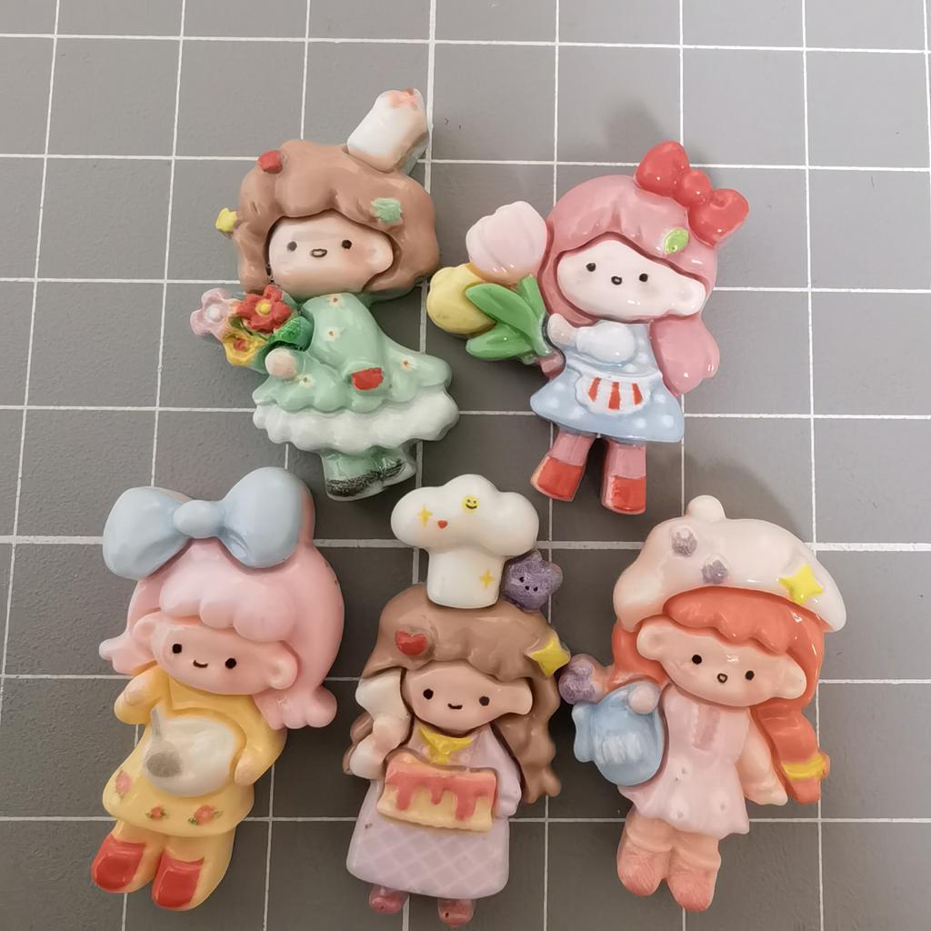 100Pcs Cute Cartoon Dressing Girls Resin Flatback Cabochon Embellishments for Scrapbooking Phone Case Hair Bow Center Decoration