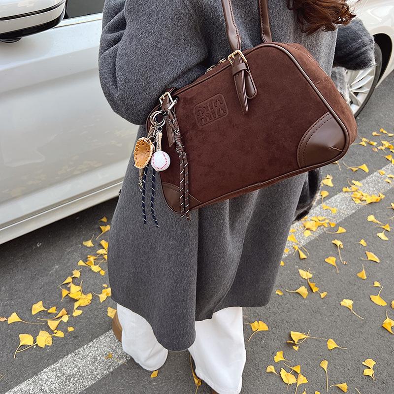 New underarm Boston bag women's new autumn and winter relaxation niche retro simple work commuter women's bag
