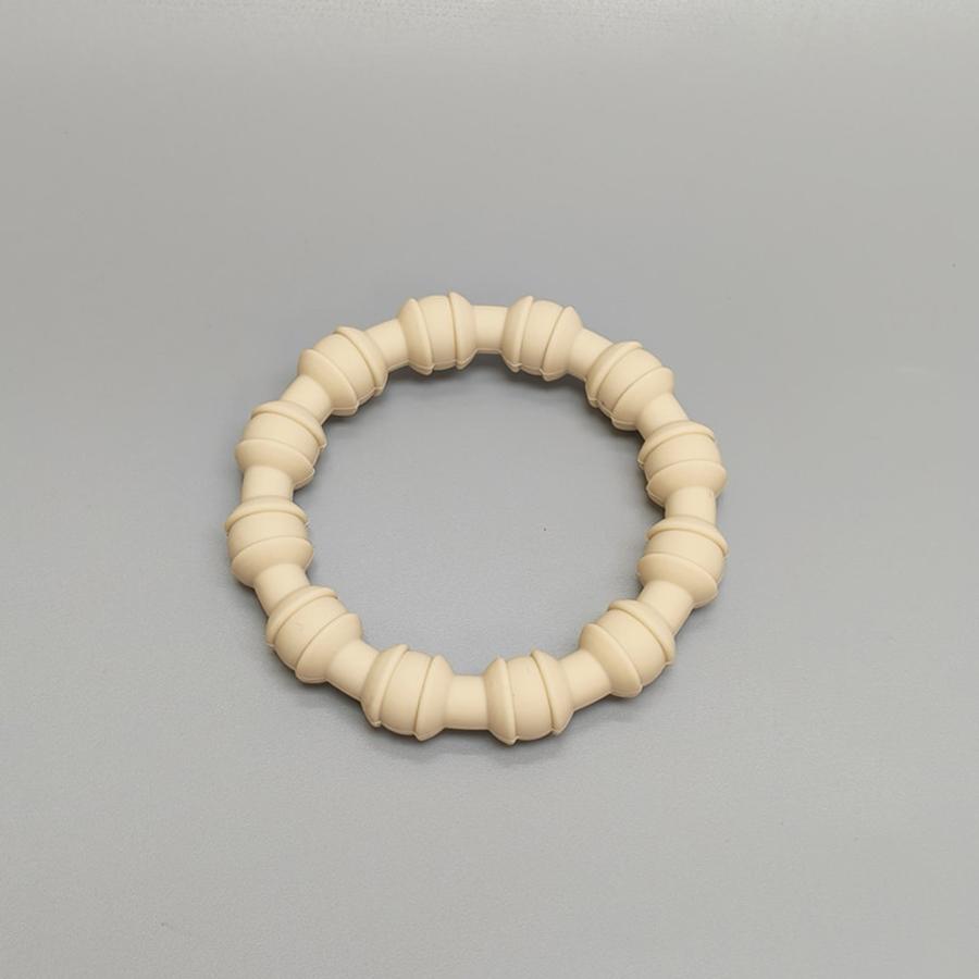 Siliconen Tandenbijtje Armband Siliconen Materiaal Verlicht Tandjes Pijn Ideaal voor Kinderen Perfect Cadeau voor de Feestdagen beige