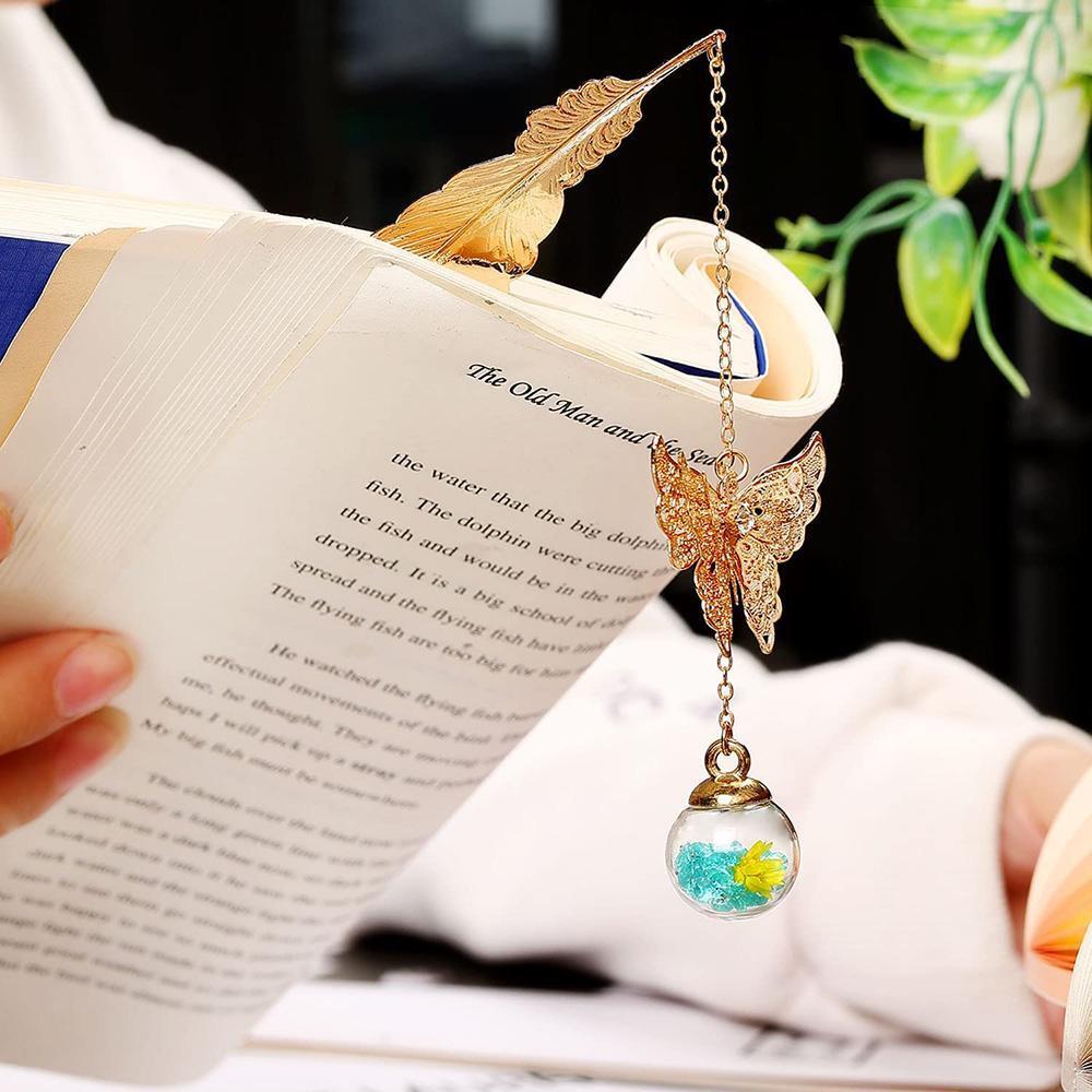 Elegant Metal Feather Bookmark Perfect Gift for Women Book Lovers Teachers Mom Birthday Christmas Mothers Day Present