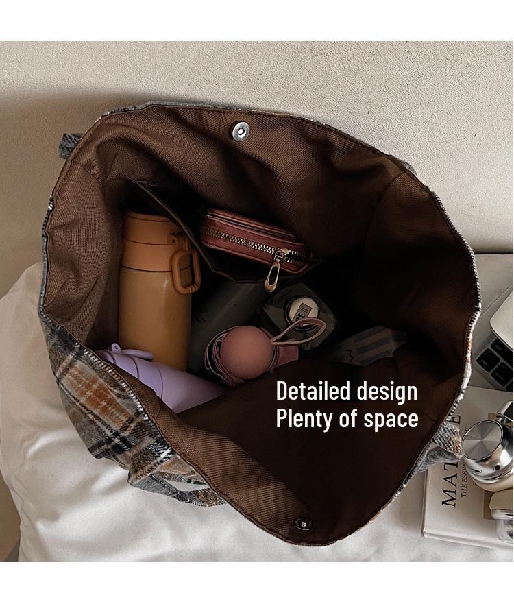 Korean Style Plaid Woolen Tote Bag - Large Capacity & Versatile for Winter 2025