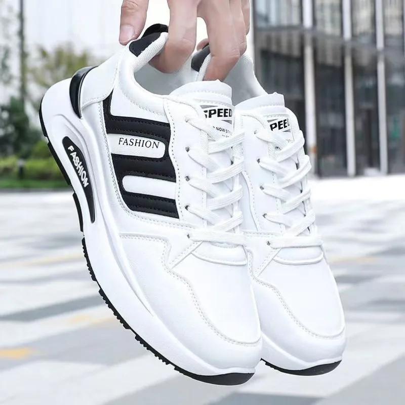 Quality Men's Platform Sports Casual Shoes Soft Sole Vulcanized Shoes Fashion Running Shoes Lightweight Comfort Sneakers for Men