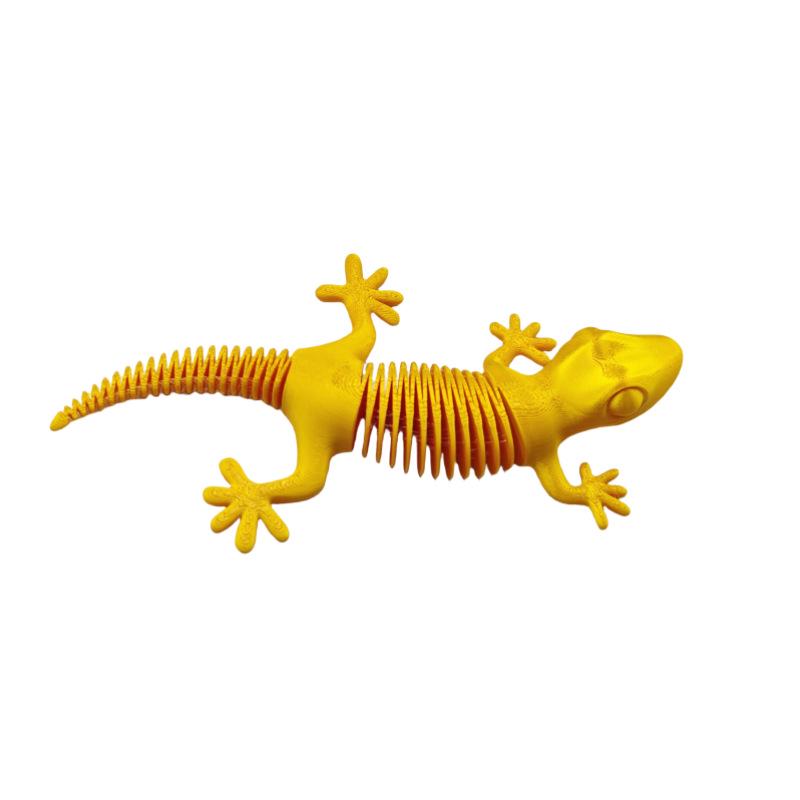 3D Printed Articulated Spring Lizard Model Toy