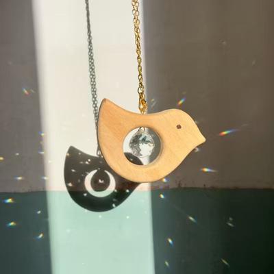 Wooden Bird Suncatcher Hanging Decoration Indoor Outdoor Garden Rainbow Maker Bird Ornament with Faux Crystal Ball