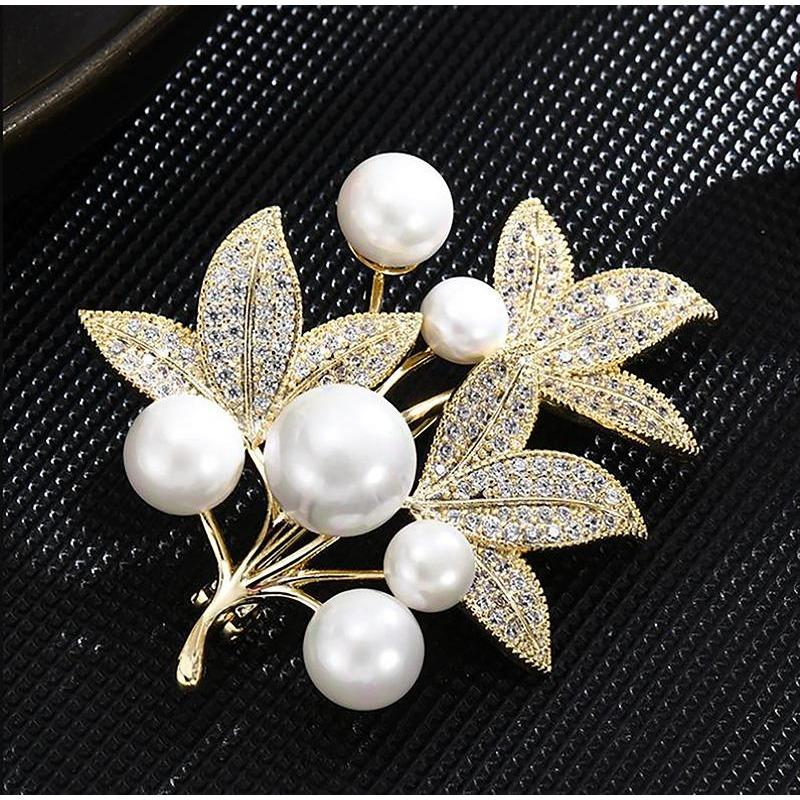 Imitation Pearl Luxury Brooch For Women, Multifunctional Brooch For Suit Jackets, Versatile Accessory Chest Flower