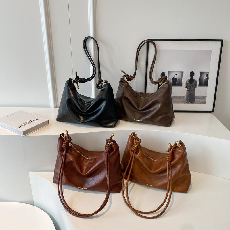 Large-capacity Bag Women's 2025 Spring New Shoulder Armpit Bag Autumn and Winter Niche Fashion Simple Messenger Tote Bag