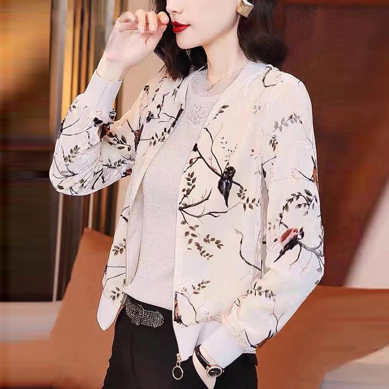 Women's Casual Gold Velvet Baseball Jacket - Korean Style, Slimming, Plus Size, Versatile for Spring & Autumn.