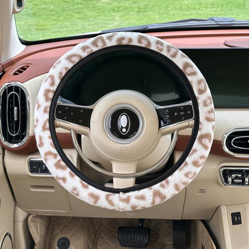 Winter Warm Plush Anti Slip Universal Car Steering Wheel Protection Cover