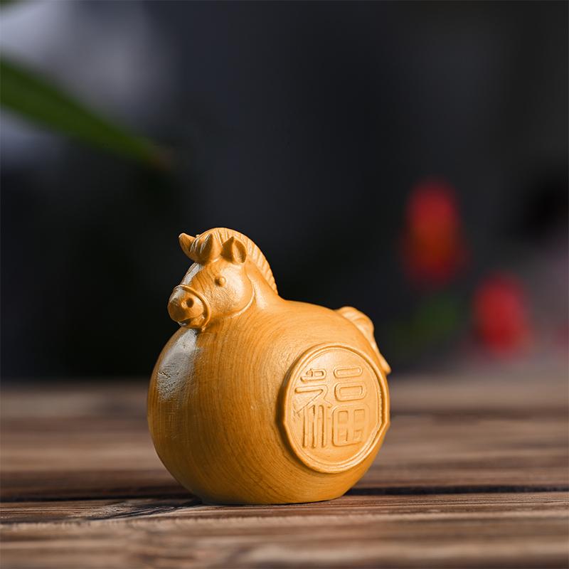 1/2Pcs Feng Shui Fu Horse Wooden Carved Horse Figurine Bring Good Luck 2026 New Year Zodiac Horse Statue Home Office Decor