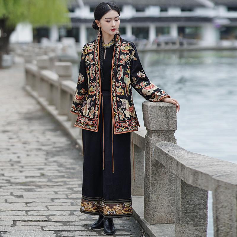 Women's Ethnic Style Chinese Retro Embroidery Floral Jacket - National Tide Collection