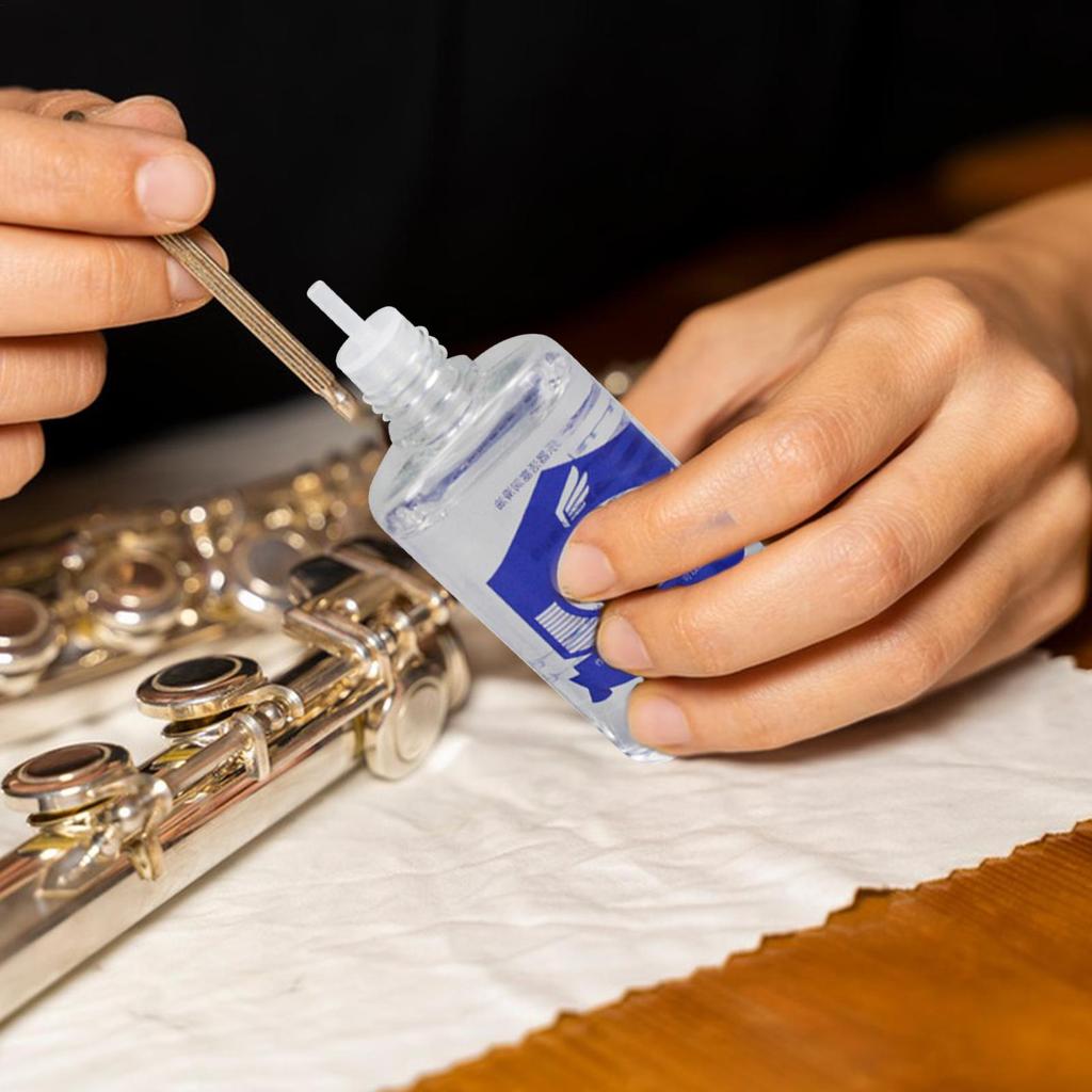 Valve Oil For Trumpet 30ml Valve Lubricating Oil Guitar Neck Oil Valve Lubricating Oil Effective Slide Grease For Trumpet Flute