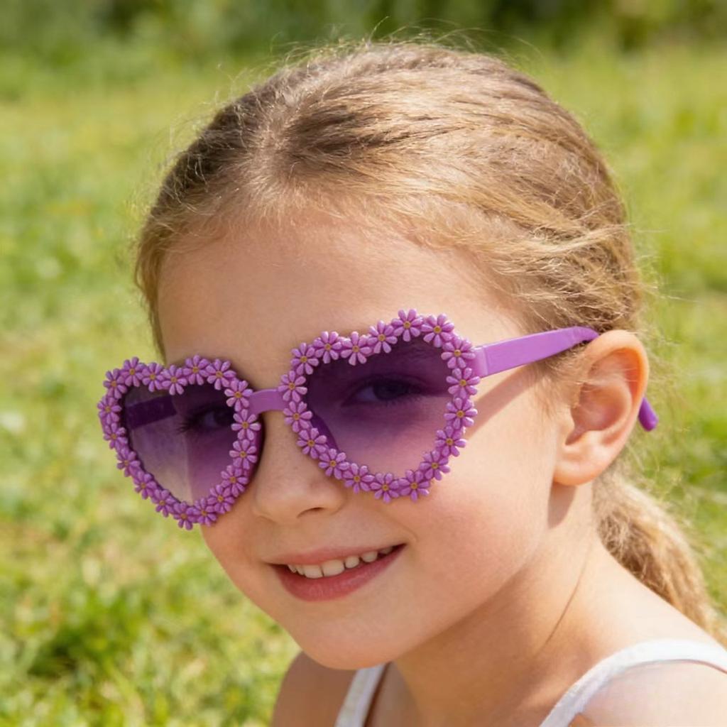 Cute Heart Flower Sunglasses for Kids Girls Boys, New Fashion Love Frame Sun Glasses UV400 Protection Shades Gift for Children