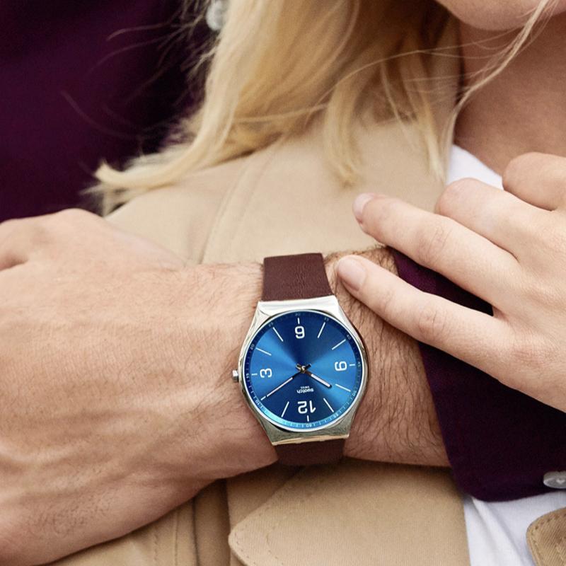 Swatch Skin Series Quartz Watch Brown Leather Strap 42mm Blue Dial Stainless Steel Case Unisex watches Silver SS07S101