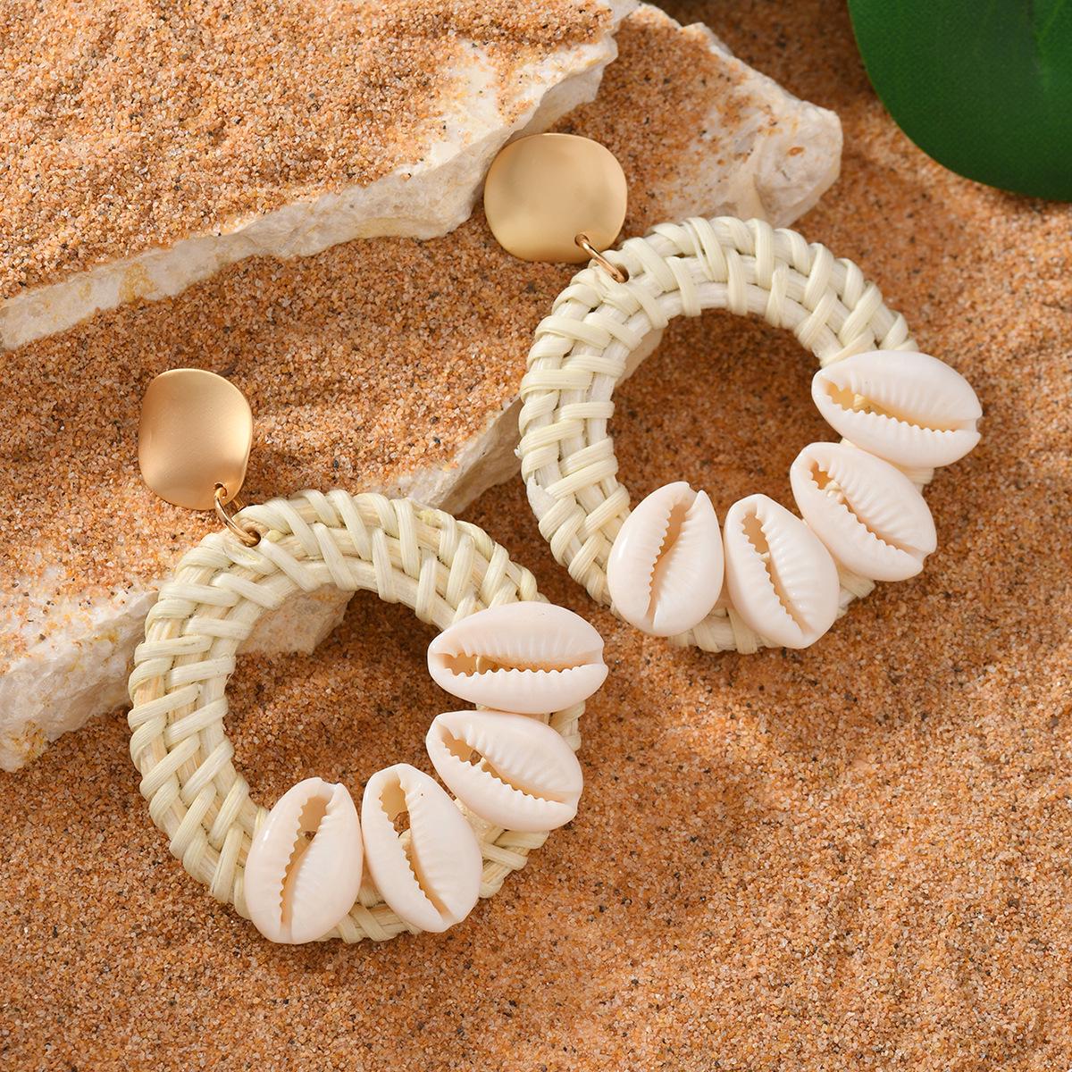 Bohemian Seashell Pendant Raffia Vine Woven Earrings