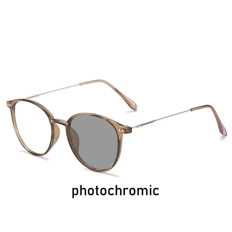 Fashion Retro Trendy Photochromic Glasses Men Women Blue Light Blocking Myopia Glasses Unisex Smart Discoloration Eyewear 0-1.0-4.0