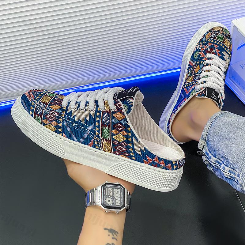 Men's Canvas Slippers 2025 Summer Fashion Student Skateboard Shoes Anti Slip Platform Breathable Outdoors Men's Casual Slippers