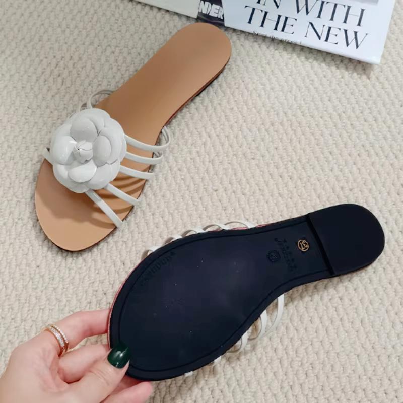 Comfortable Flower Design Narrow Strap Ladies Slippers 2025 Summer Beach Sweet Flat Casual Shoes Women Pumps Zapatos De Mujer