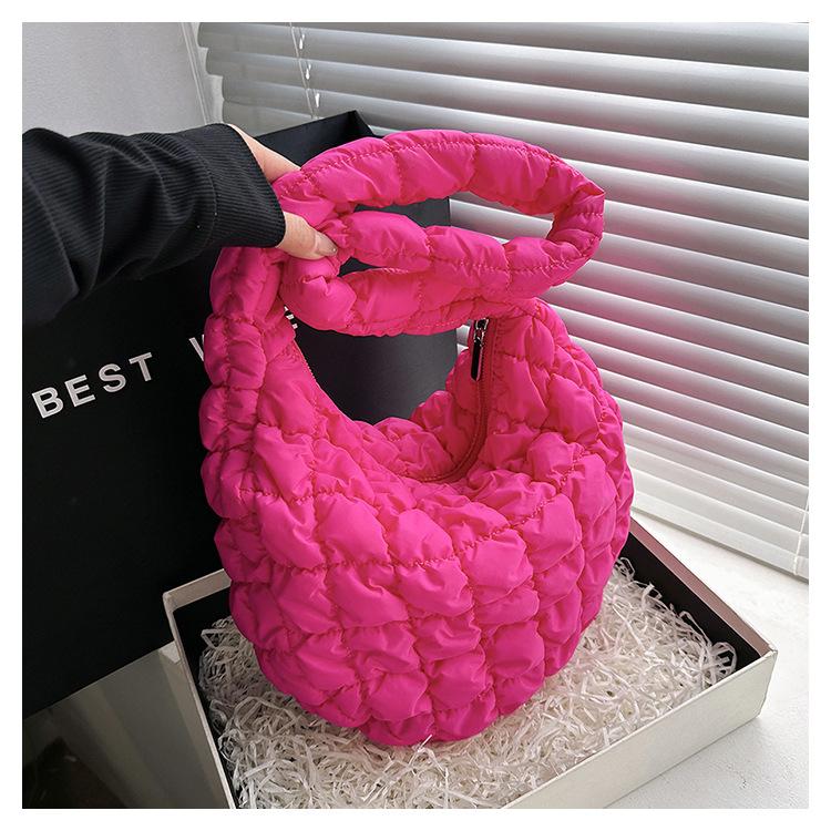 

2026 New Cloud Bag Handheld Down Large Capacity Fashion Mini Versatile Pleated Underarm Bag 35x6x28cm