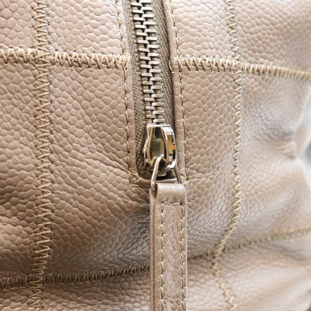 CHANEL A26135, Unit 9: Gray Caviar Skin, Chocolate Bar, Mini Boston Buck Boston bag grayUsed