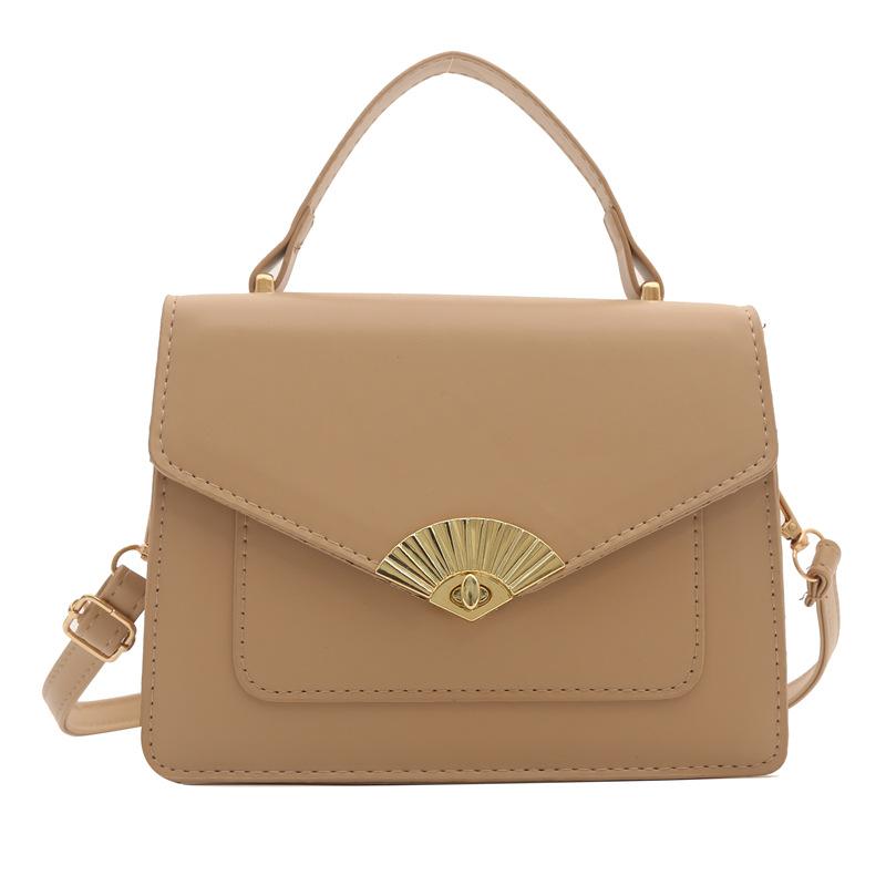 Korean version of women's commuting texture handbag 2025 spring new versatile ins messenger bag small square bag temperament women