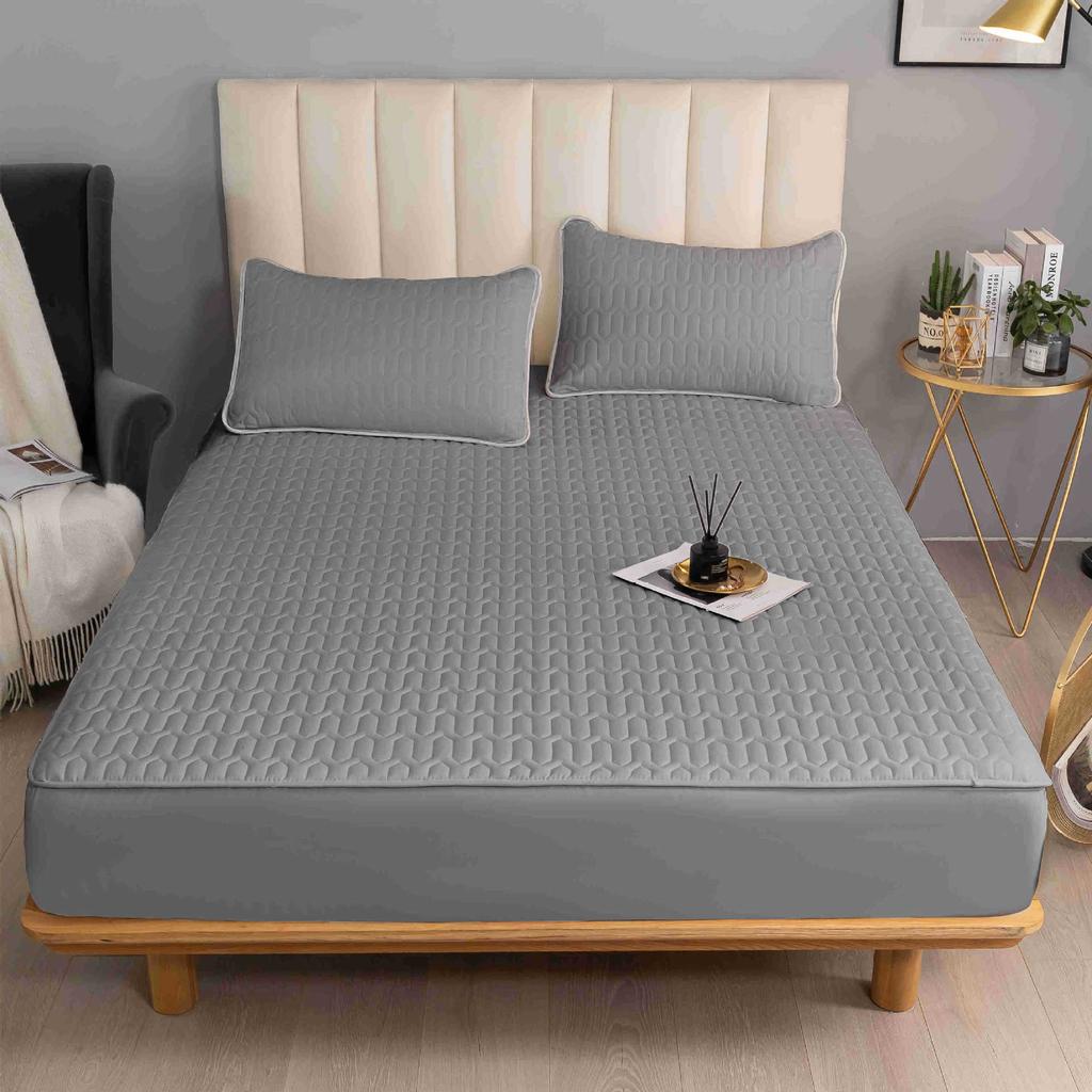 Nowe Pikowane Prześcieradło z Gumką Jednoczęściowe Pyłoszczelne Nakrycie na Łóżko Ochraniacz na Materac Nakrycie na Łóżko Pojedyncze Studencki Dom Studencki Pikowane Prześcieradło z Gumką