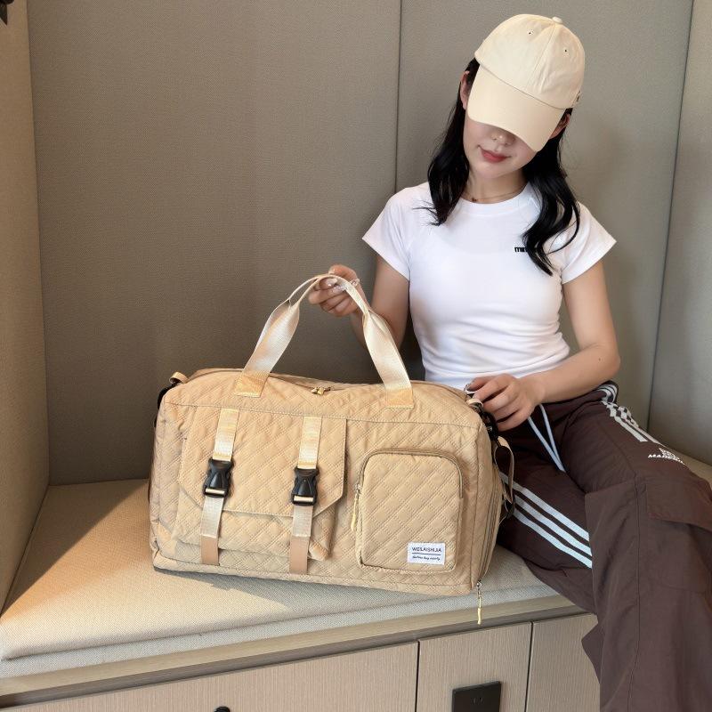 New fashion travel bag women's rhombus large-capacity handbag dry and wet separation swimming fitness bag yoga bag