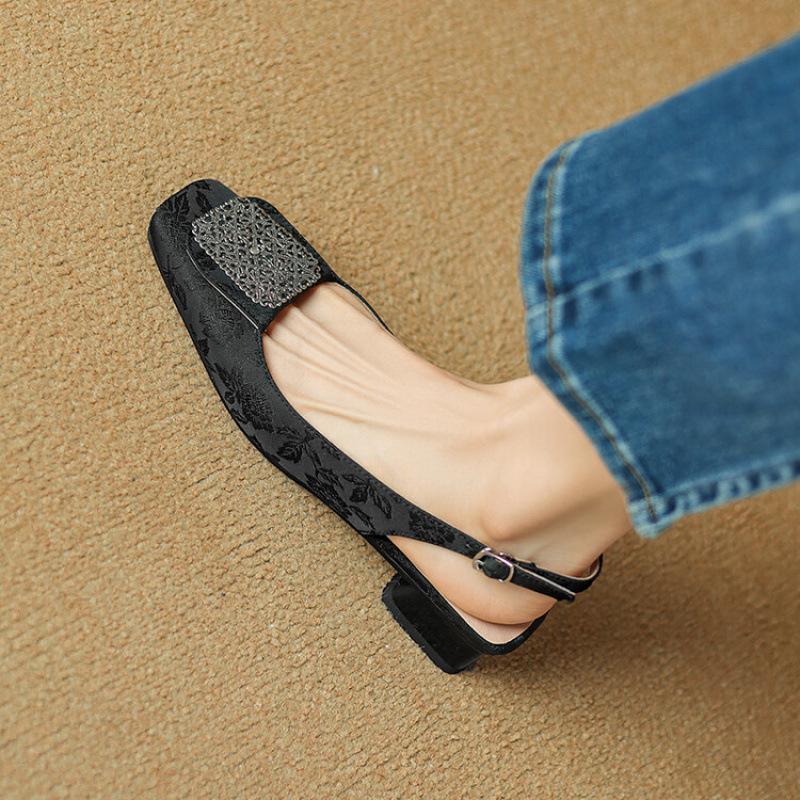 

Summer new retro bag head sandals women s rubber soft sole rear empty sandals large and small size women s shoes national style flat sandals 43 чёрный