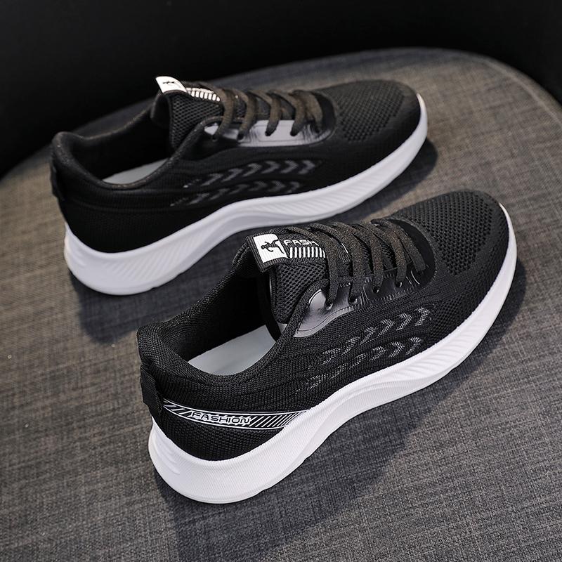 Autumn New Fly-woven Lightweight Casual Sports Shoes Medium and Soft-soled Walking Shoes